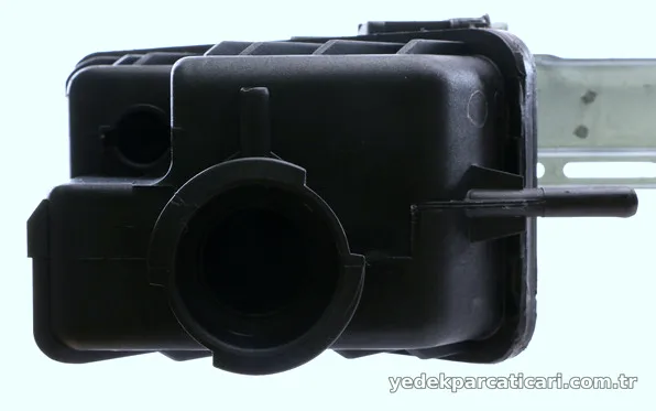 MAHLE CR667000S Su Radyatörü - MAHLE - CR667000S